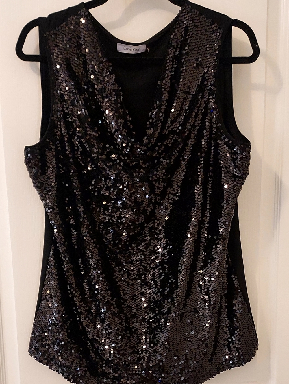 Calvin Klein Black Ladies Sequin Sleeveless Drape Neck Top  Elegant Style Large
